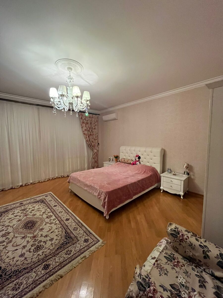 Satılır 4 otaqlı yeni tikili 215 m² — Mənzil, Bakı (9)