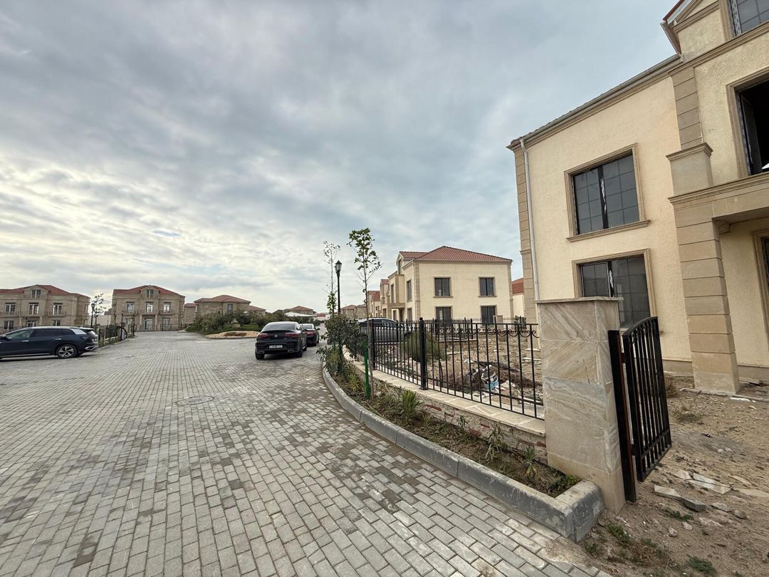 Satılır 8 otaqlı həyət evi/bağ evi 345 m² — Ev, villa, Bakı (10)