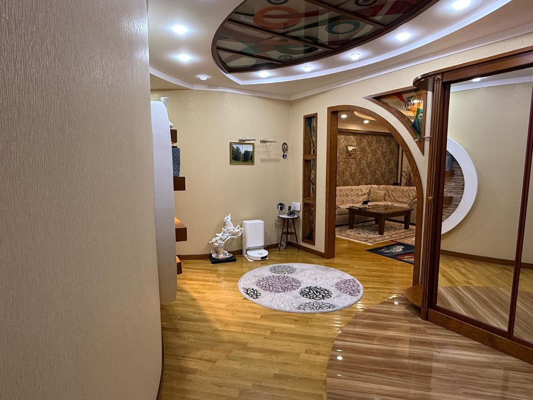 4-otaqlı yeni tikili, Q.Qarayev m., 154 m² — Mənzil, Bakı (7)
