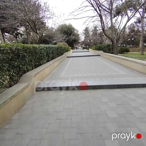 Satılır 3 otaqlı köhnə tikili 70 m²