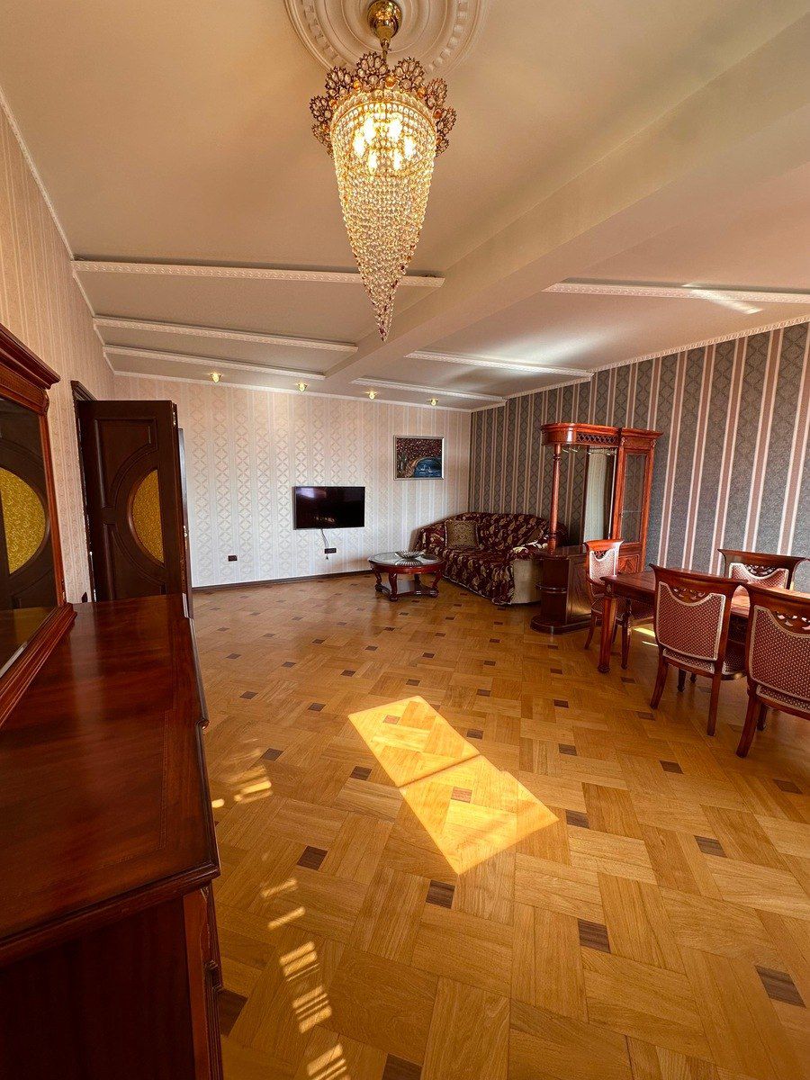 Satılır 4 otaqlı yeni tikili 165 m² — Mənzil, Bakı (5)