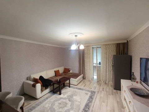 Satılır 2 otaqlı köhnə tikili 50 m² — Bakı