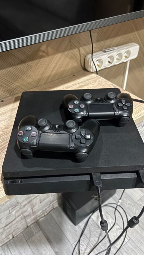 Playstation 4 Slim 500GB — Bakı