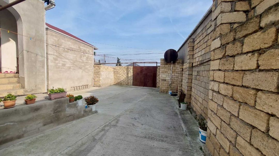 Satılır 4 otaqlı həyət evi/bağ evi 135 m² — Ev, villa, Bakı (2)