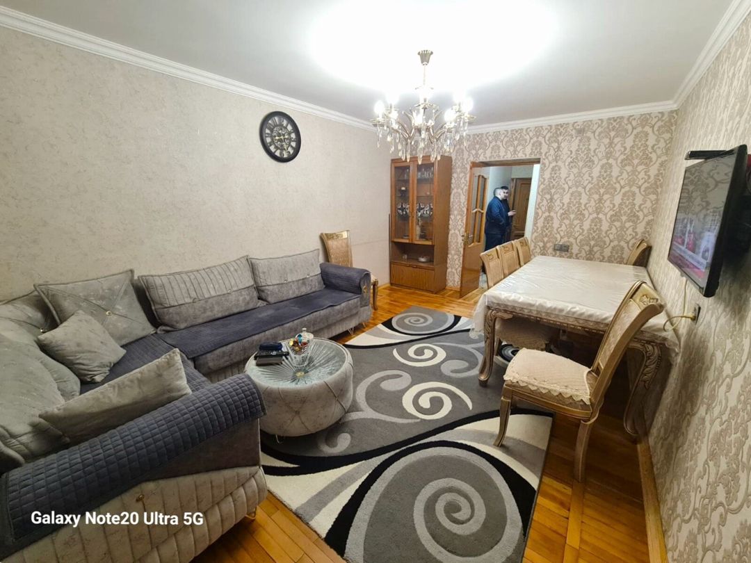 Satılır 3 otaqlı köhnə tikili 90 m² — Mənzil, Bakı