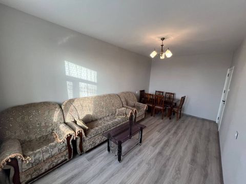 Satılır 3 otaqlı köhnə tikili 79 m² — Bakı
