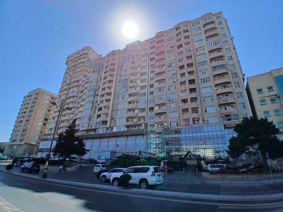 Satılır 4 otaqlı yeni tikili 203 m² — Mənzil, Bakı (4)