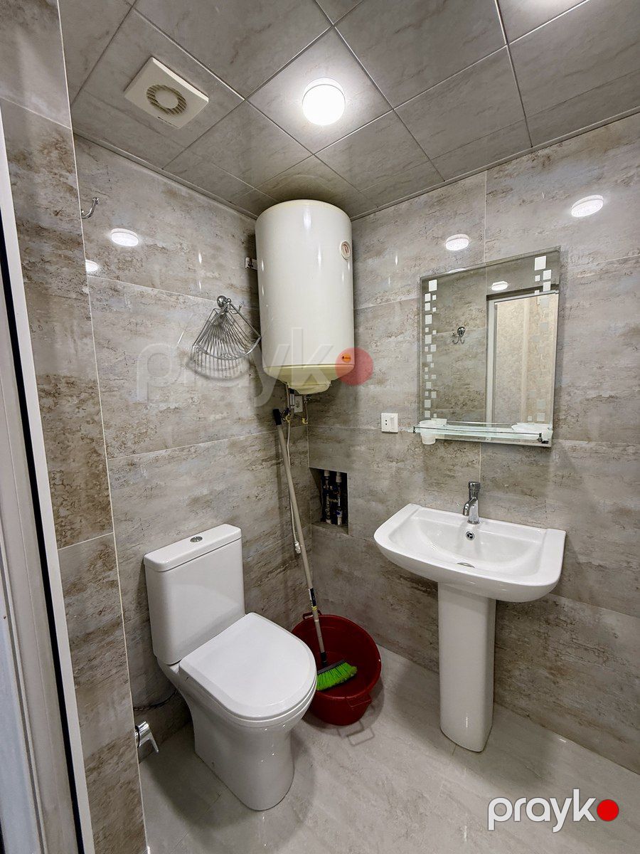 Satılır 2 otaqlı köhnə tikili 45 m² — Mənzil, Bakı (8)