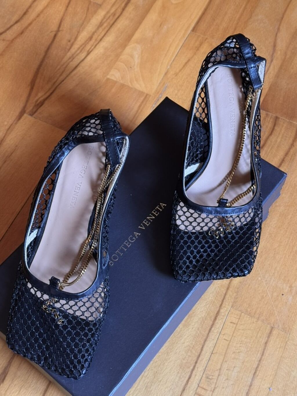 Bottega Veneta qadın baletləri – Mesh/tor dizaynlı, kvadrat burunlu — Şəxsi əşyalar, Saray (4)