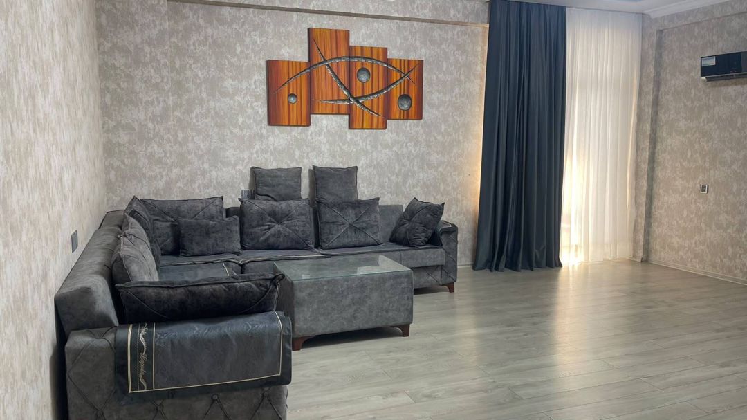 İcarəyə verilir 3 otaqlı yeni tikili 160 m² — Mənzil, Bakı (2)