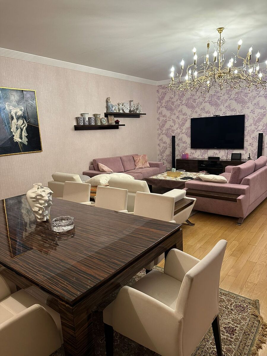 Satılır 4 otaqlı yeni tikili 200 m² — Mənzil, Bakı (2)