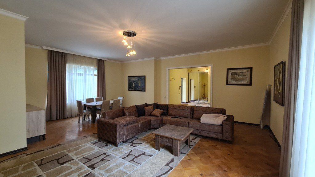 Satılır 5 otaqlı həyət evi/bağ evi 330 m² — Ev, villa, Bakı (2)