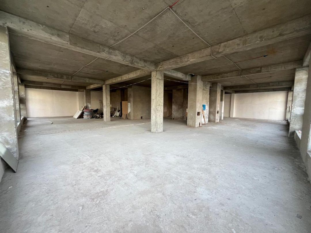 Satılır obyekt 382 m² — Əmlak, Bakı