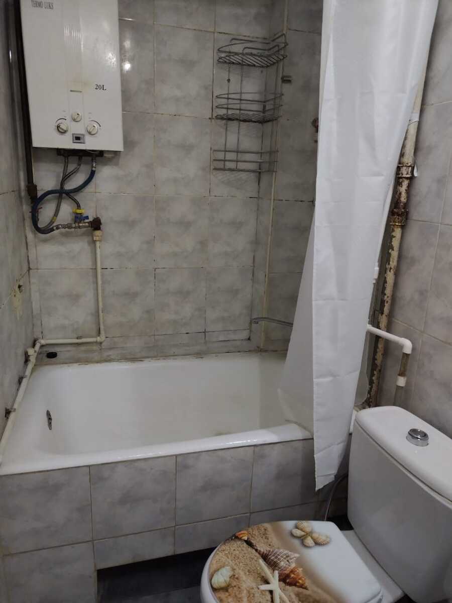 İcarəyə verilir 1 otaqlı köhnə tikili 36 m² — Mənzil, Bakı (6)