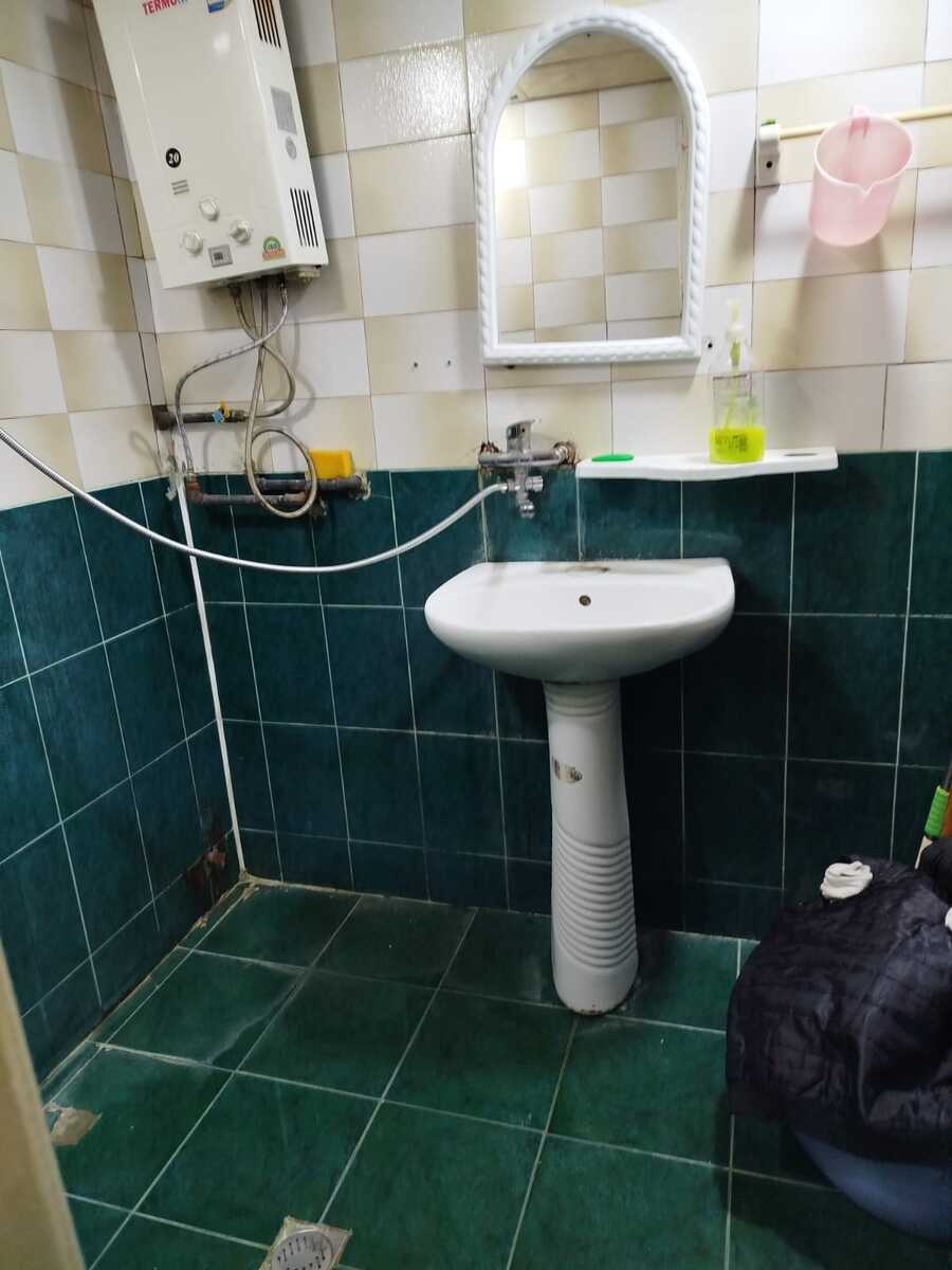 Satılır 2 otaqlı köhnə tikili 65 m² — Mənzil, Bakı (11)