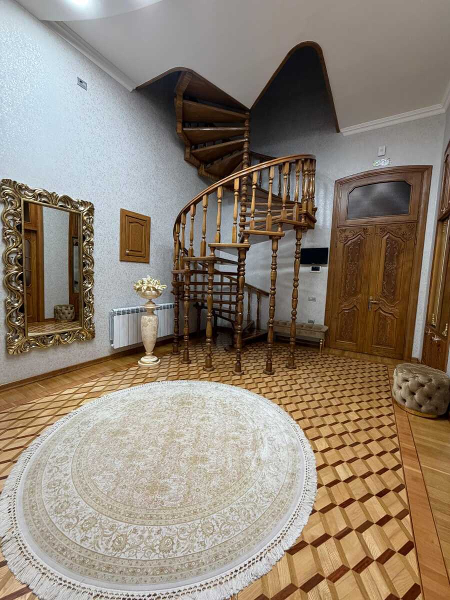 Satılır 7 otaqlı köhnə tikili 450 m² — Mənzil, Bakı (7)