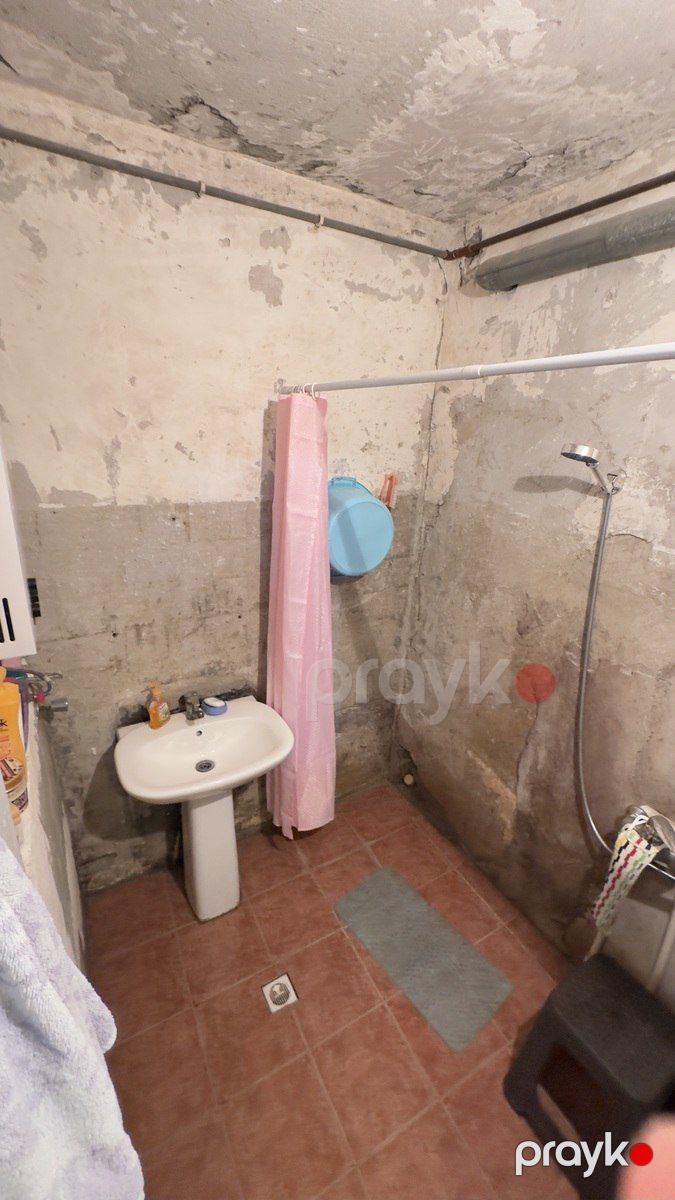 Satılır 2 otaqlı köhnə tikili 60 m² — Mənzil, Bakı (7)