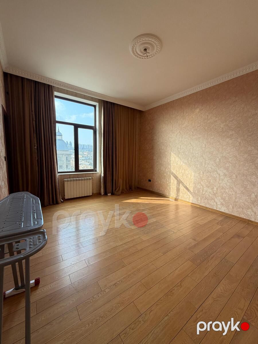 Satılır 3 otaqlı yeni tikili 150 m² — Mənzil, Bakı (10)