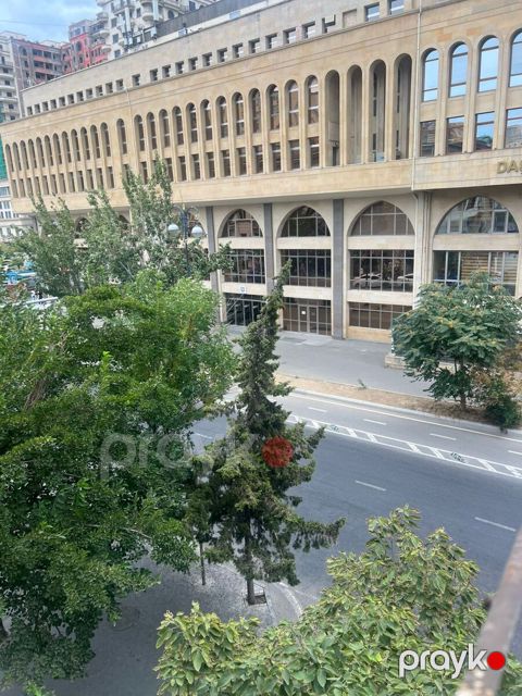 İcarəyə verilir 1 otaqlı ofis 12 m²
