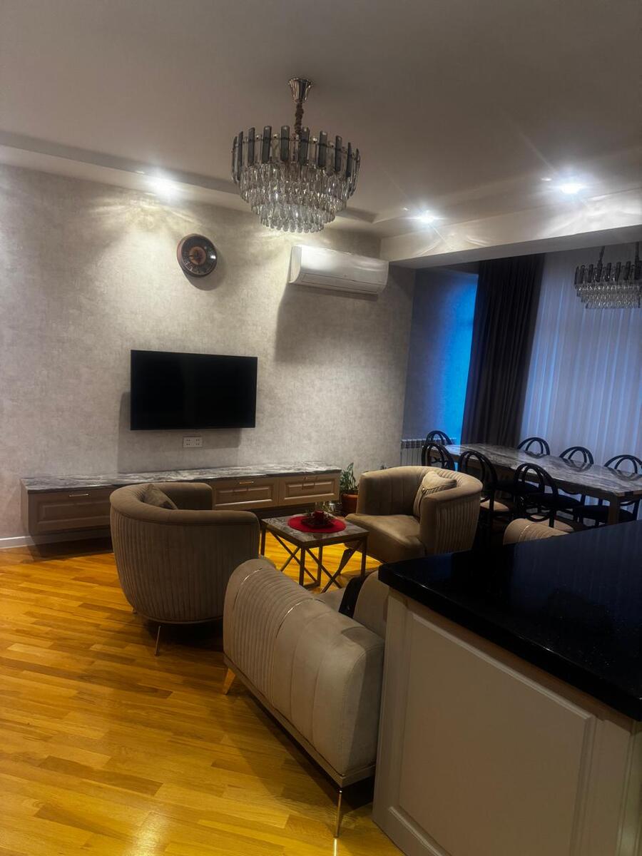 Satılır 4 otaqlı yeni tikili 141 m² — Mənzil, Bakı (6)