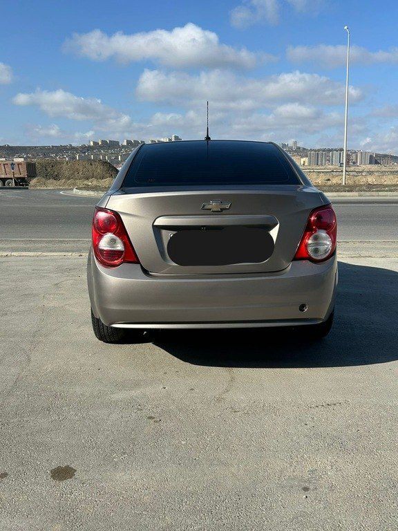 Chevrolet Aveo, 1.4 L, 2013 il, 362 300 km — Avtomobillər, Bakı (2)
