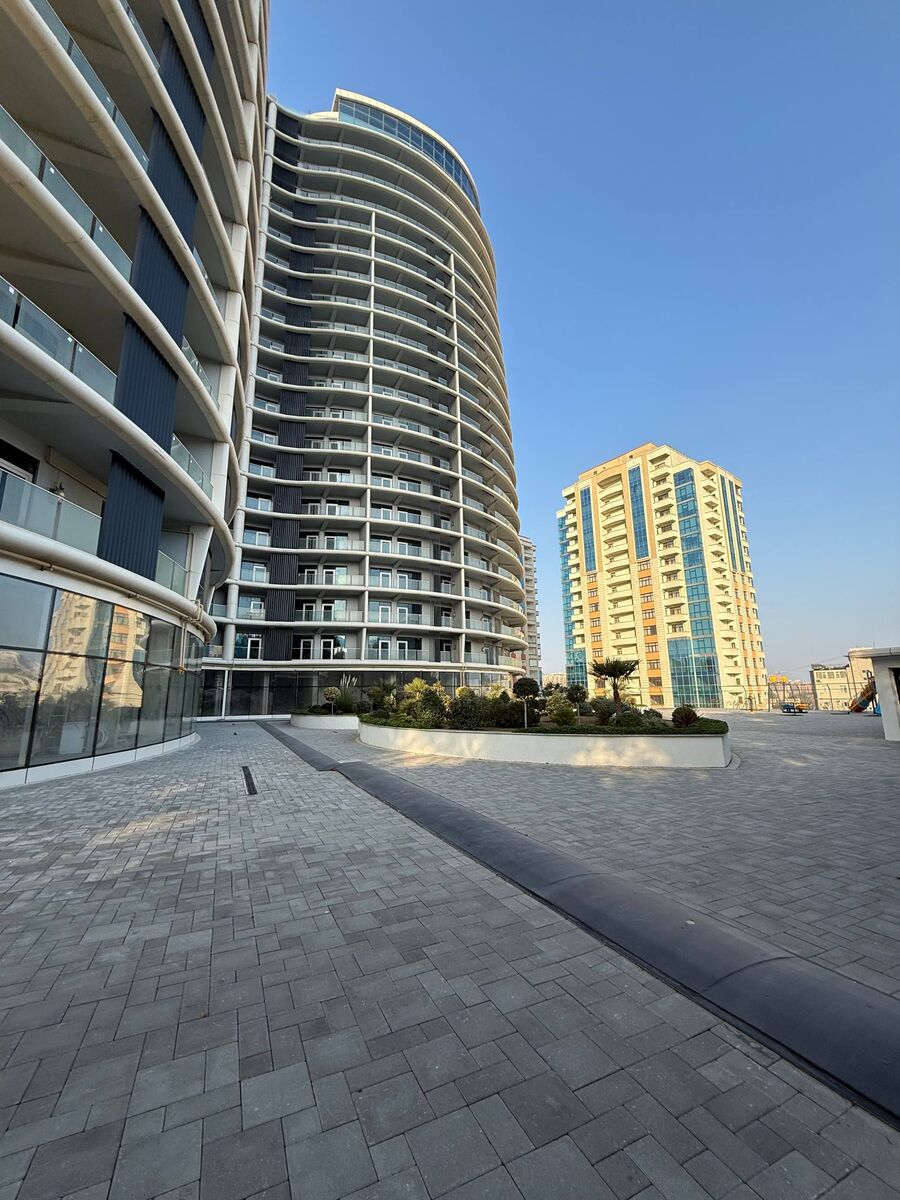 Satılır 4 otaqlı yeni tikili 240 m² — Mənzil, Bakı (2)