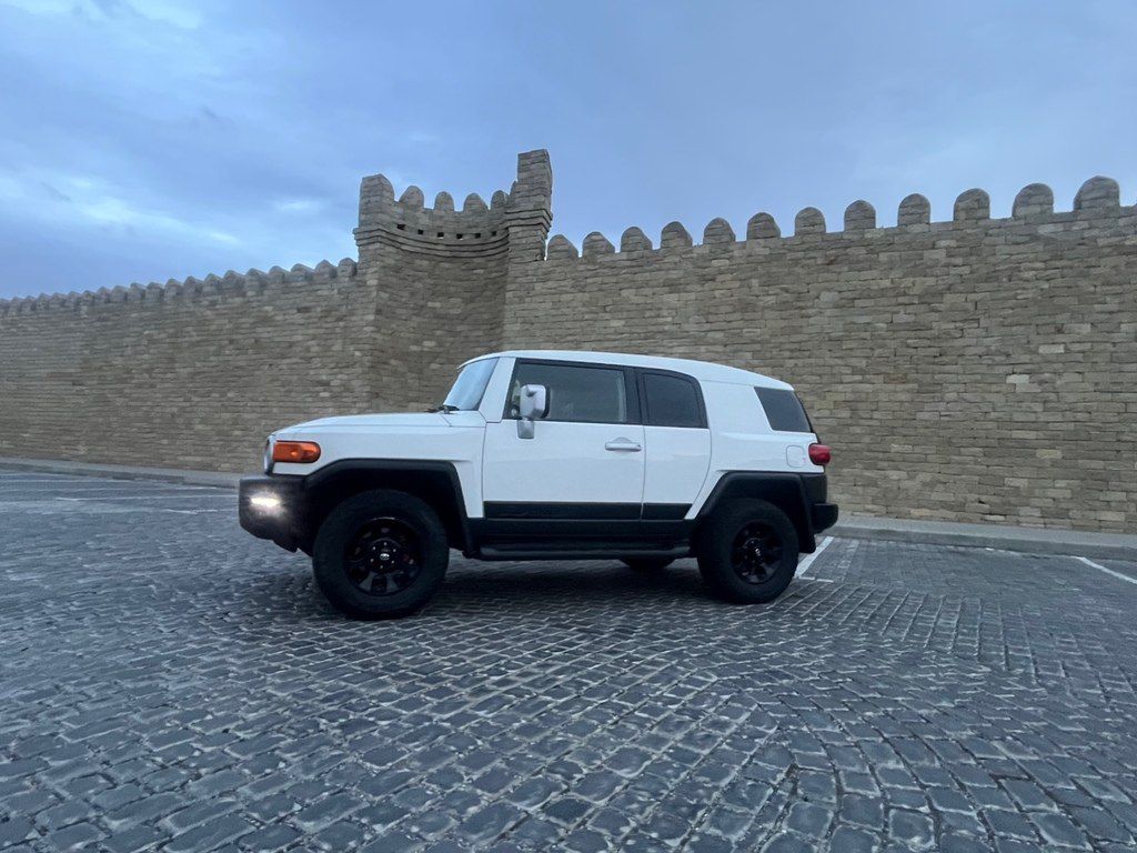 Toyota FJ Cruiser, 4.0 L, 2013 il, 301 985 km — Avtomobillər, Bakı (4)