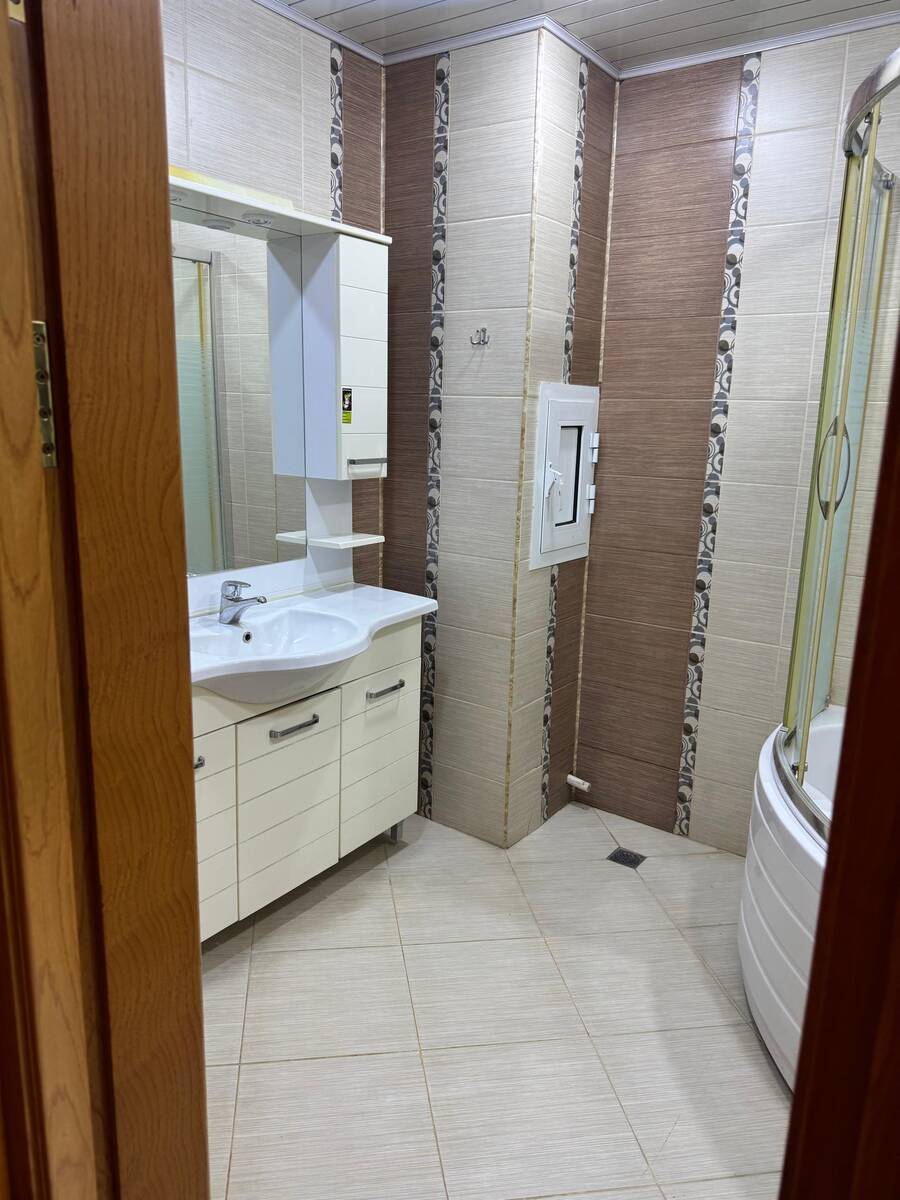 İcarəyə verilir 3 otaqlı yeni tikili 140 m² — Mənzil, Bakı (12)