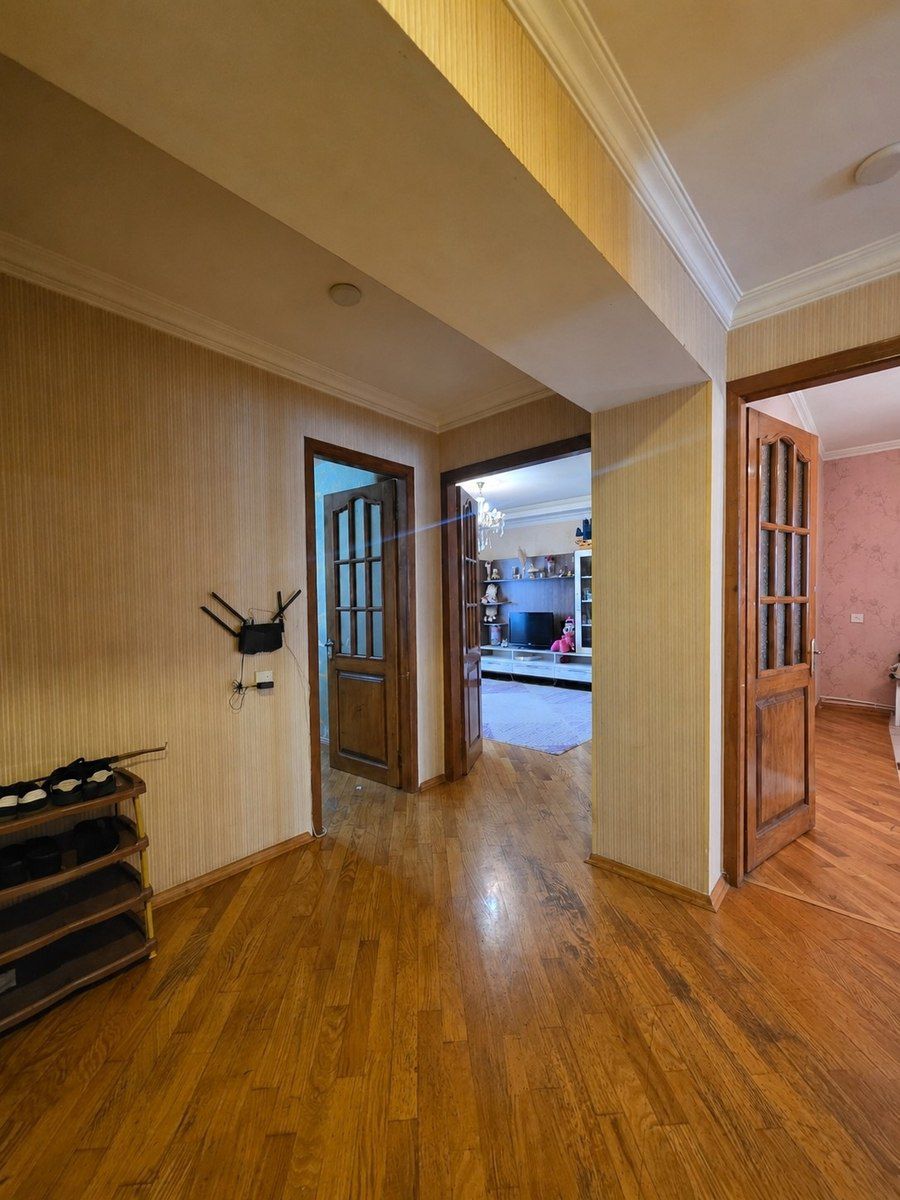 Satılır 3 otaqlı köhnə tikili 90 m² — Mənzil, Bakı (2)