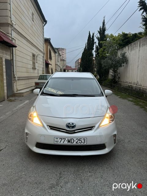 Toyota Prius: 1.8 l 2014 il Universal