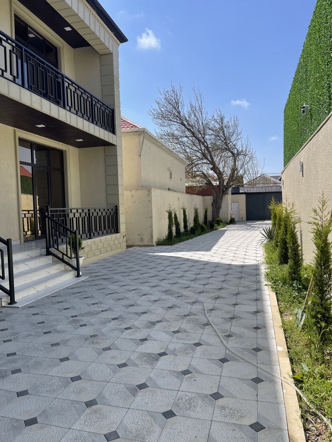 Satılır 5 otaqlı həyət evi/bağ evi 200 m² — Ev, villa, Bakı (2)
