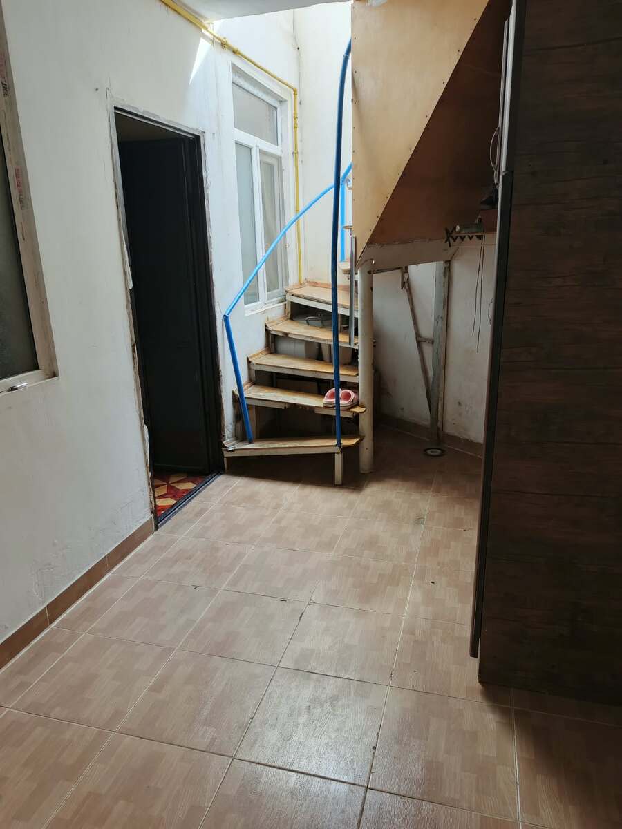 İcarəyə verilir 5 otaqlı köhnə tikili 150 m² — Mənzil, Bakı (10)