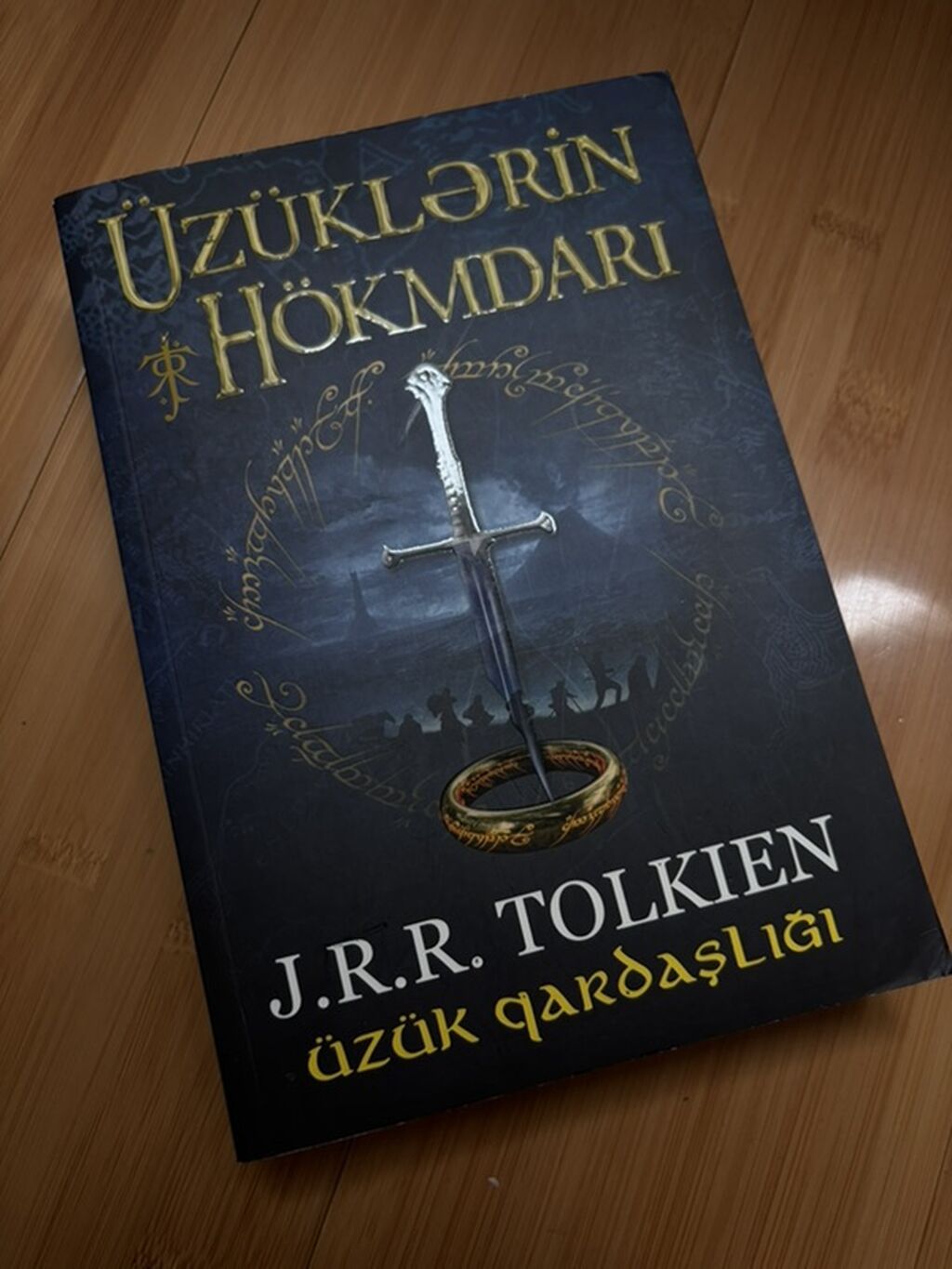 Məhsul: “Üzüklərin Hökmdarı: Üzük Qardaşlığı” – J. R. R. Tolkien Dil — Kitablar və jurnallar, Xırdalan