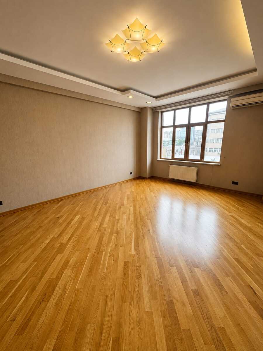 Satılır 4 otaqlı yeni tikili 230 m² — Mənzil, Bakı (11)