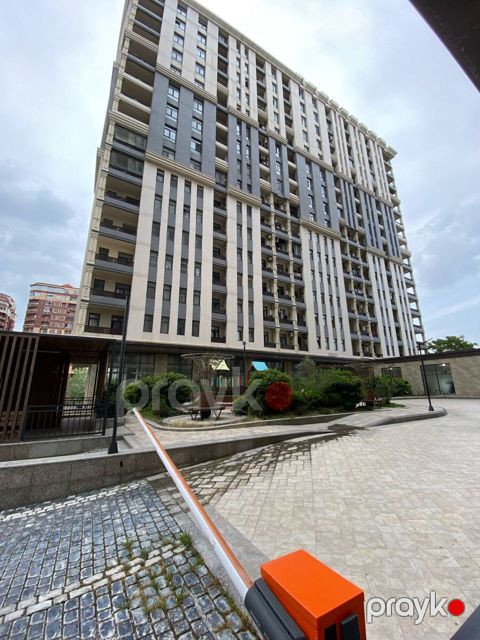 Satılır 3 otaqlı yeni tikili 140 m²