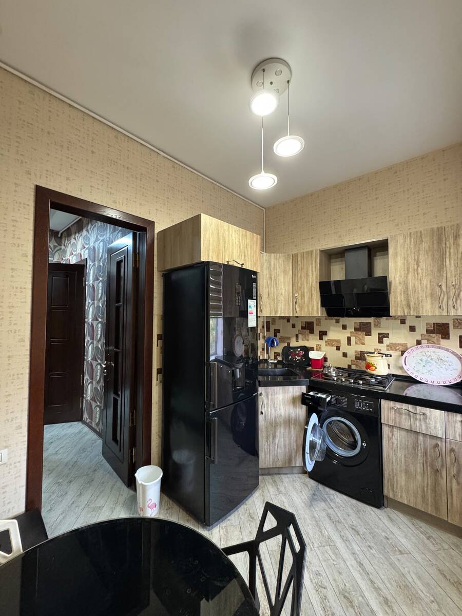 Satılır 2 otaqlı köhnə tikili 65 m² — Mənzil, Bakı (10)