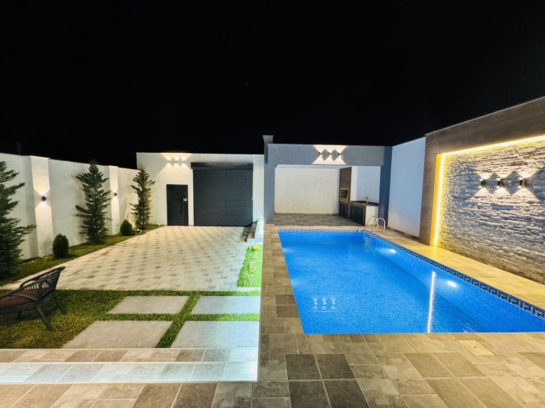 Satılır 4 otaqlı həyət evi/bağ evi 160 m² — Ev, villa, Bakı (4)