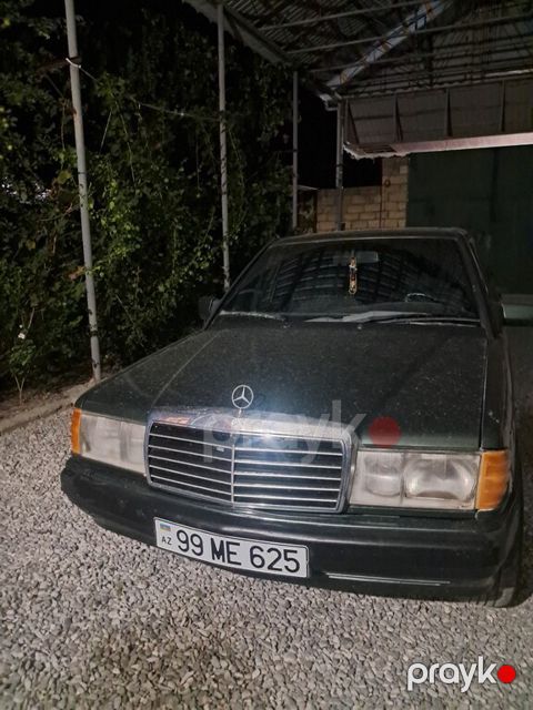 Mercedes 190, 2.0 L, 1990 il, 400 000 km