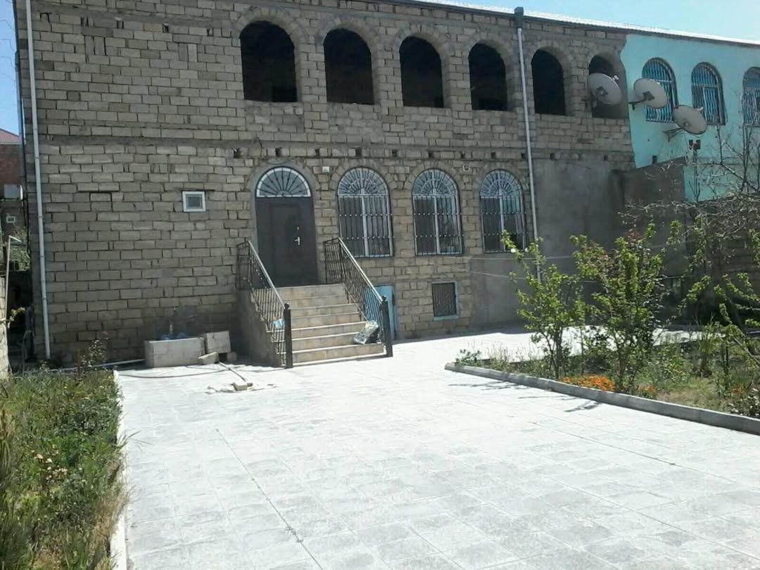 Satılır 4 otaqlı həyət evi/bağ evi 200 m² — Ev, villa, Bakı (6)