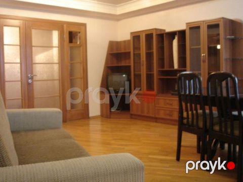 Satılır 4 otaqlı köhnə tikili 100 m²
