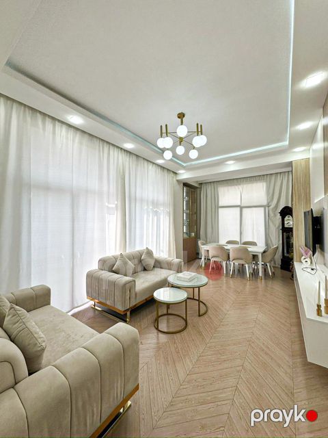 Satılır 4 otaqlı yeni tikili 130 m²