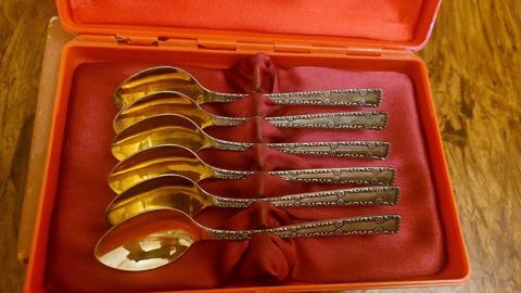 Məhsul: Çay qaşıqları dəsti - Miqdar: 6 ədəd - Material: Metal — Bakı