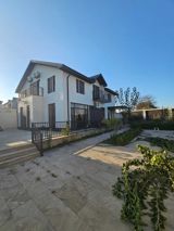 Satılır 6 otaqlı həyət evi/bağ evi 240 m² — Möhsüm