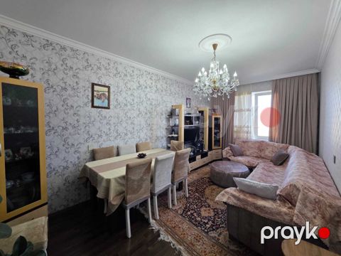 Satılır 3 otaqlı köhnə tikili 75 m²
