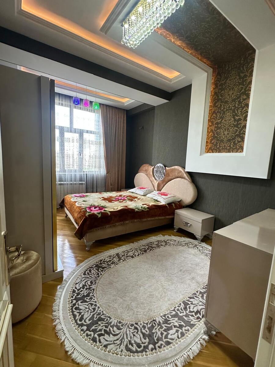 Satılır 4 otaqlı yeni tikili 130 m² — Mənzil, Bakı (11)