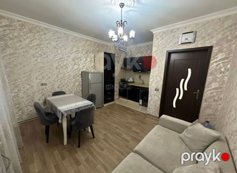 İcarəyə verilir 3 otaqlı köhnə tikili 120 m²