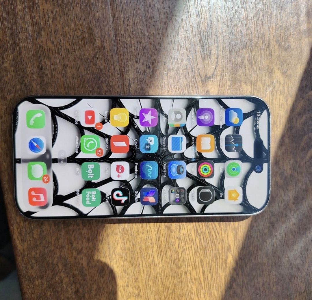 Apple iPhone 16 Pro Desert Titanium 128GB — Apple iPhone, Bakı (2)
