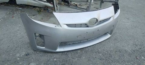Ön, Toyota Prius — Bakı