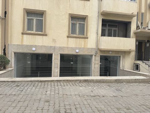 Satılır obyekt 55 m² — Bakı
