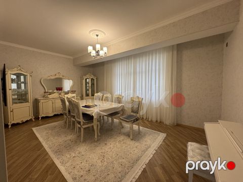 İcarəyə verilir 2 otaqlı yeni tikili 82 m²